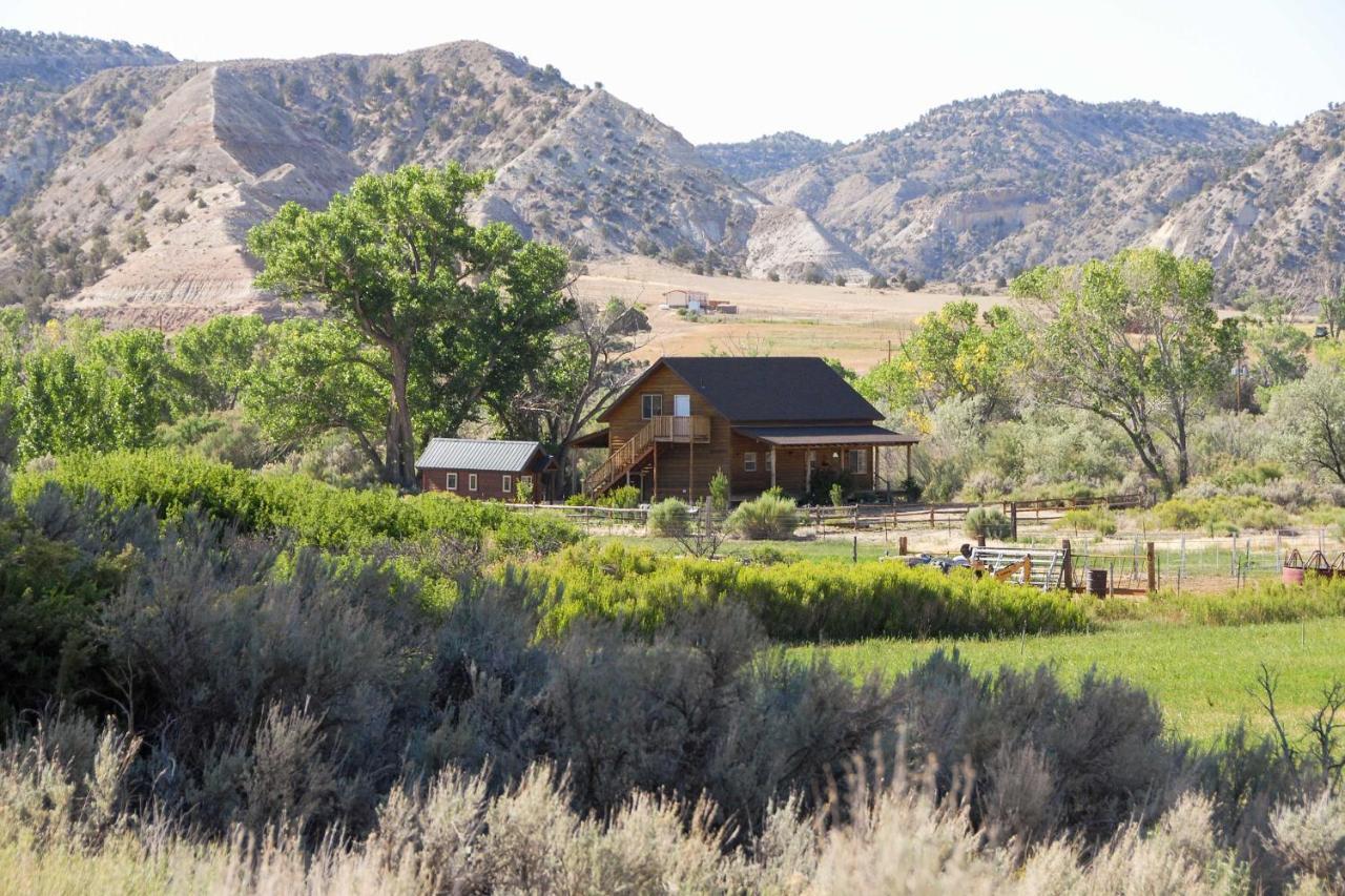 Cozy Henrieville Cabin 18 Mi To Bryce Canyon Np! Exterior foto